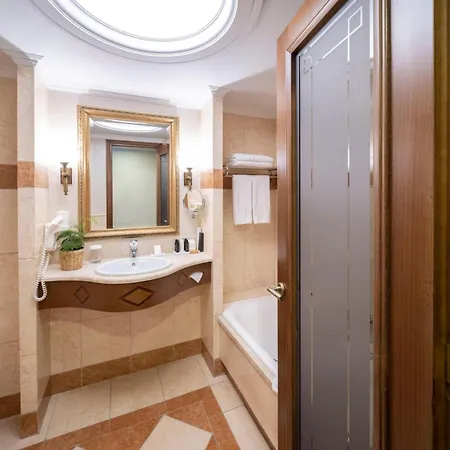 Electra Palace 5*